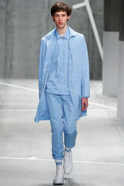 Look 33
